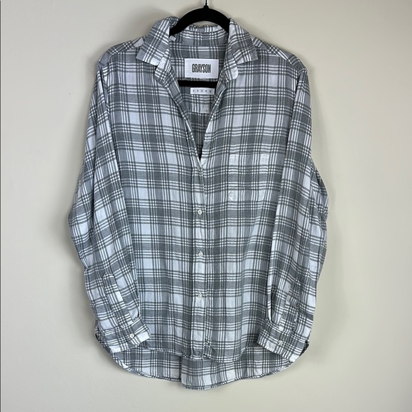 Greyson Tops - GRAYSON Women’s ‘The Hero’ Plaid‎ Long-sleeve Collared Button Down Shirt